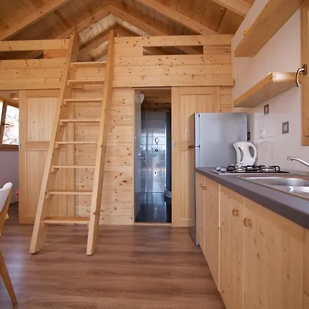 Marina House * Drage